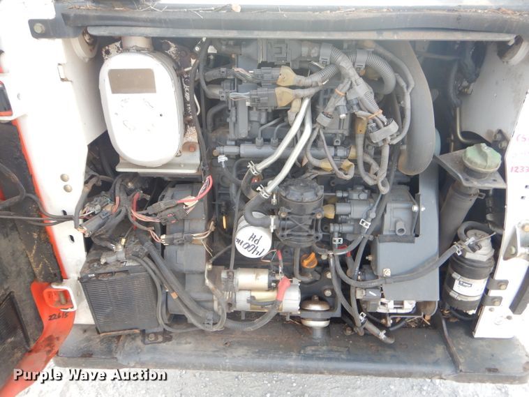 image for item FC9928 2015 Bobcat T870 skid steer