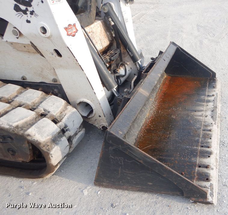 image for item FC9928 2015 Bobcat T870 skid steer