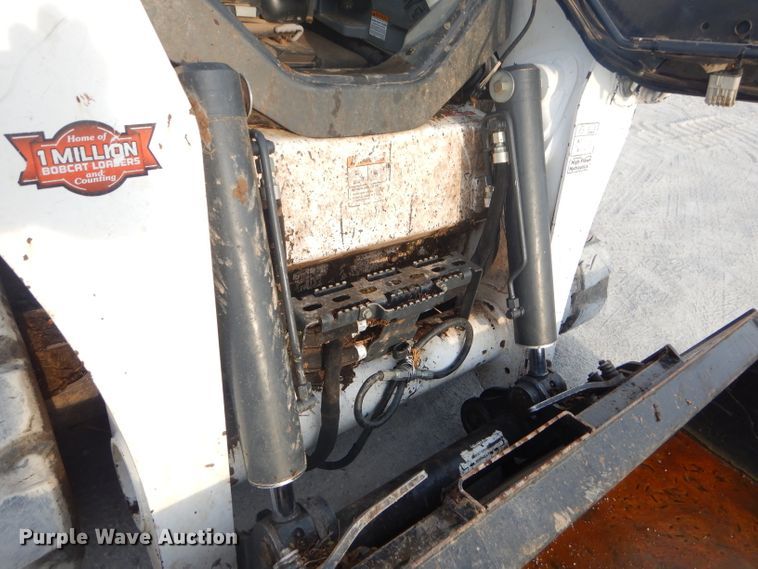 image for item FC9928 2015 Bobcat T870 skid steer