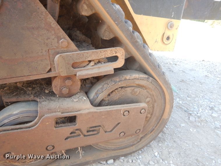 image for item FC9931 2006 Caterpillar 287B skid steer