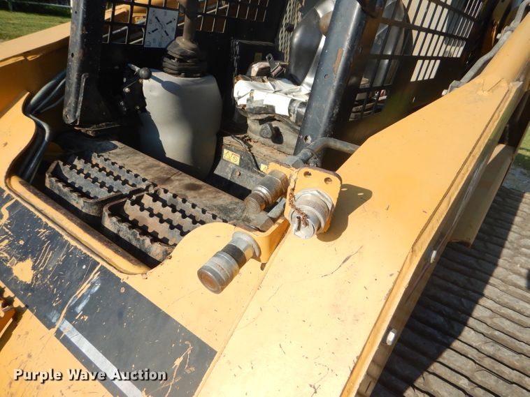 image for item FC9931 2006 Caterpillar 287B skid steer