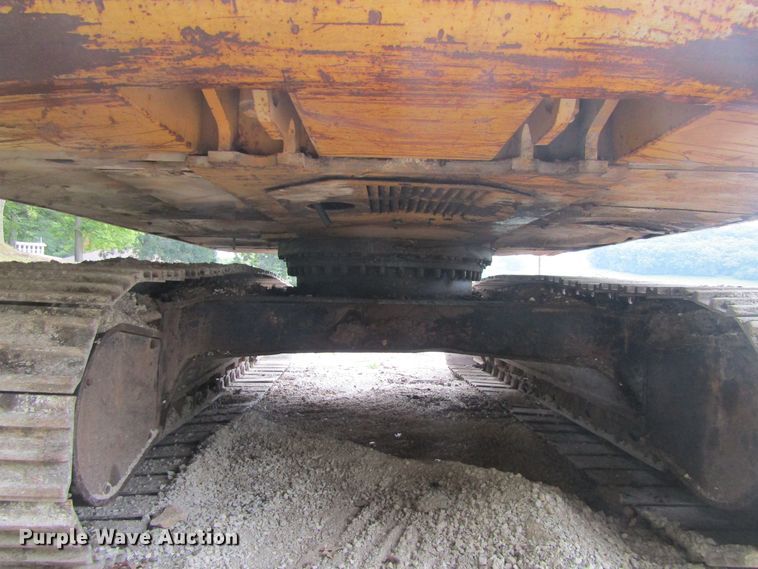 image for item FD9279 2003 Caterpillar 320CL excavator