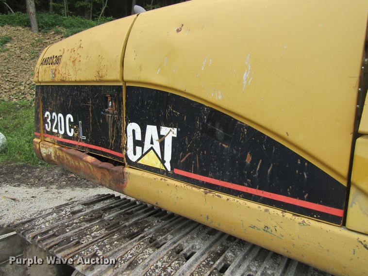 image for item FD9279 2003 Caterpillar 320CL excavator