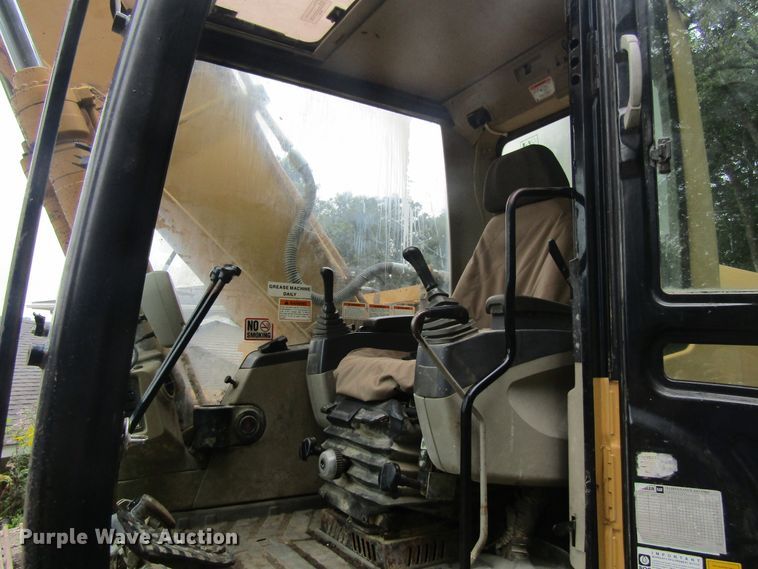 image for item FD9279 2003 Caterpillar 320CL excavator