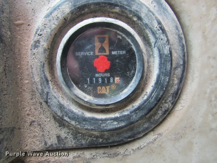 image for item FD9279 2003 Caterpillar 320CL excavator