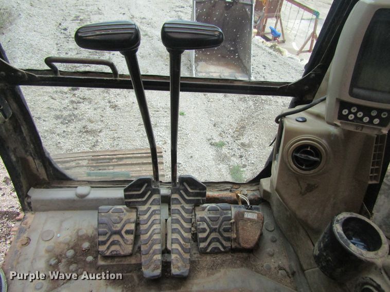 image for item FD9279 2003 Caterpillar 320CL excavator