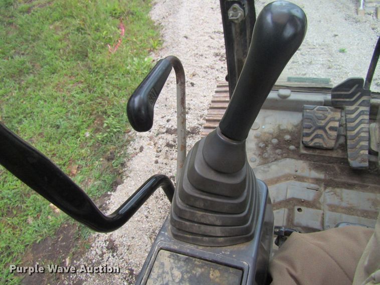 image for item FD9279 2003 Caterpillar 320CL excavator