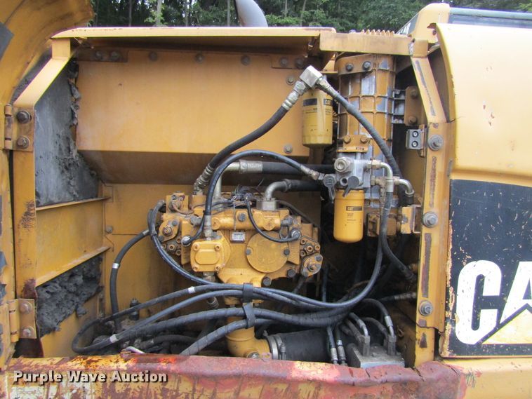 image for item FD9279 2003 Caterpillar 320CL excavator