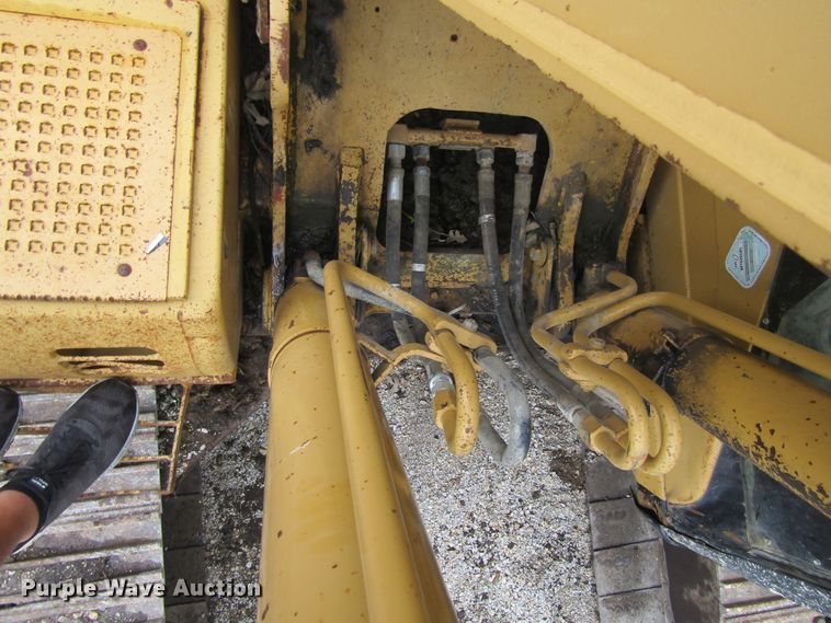 image for item FD9279 2003 Caterpillar 320CL excavator