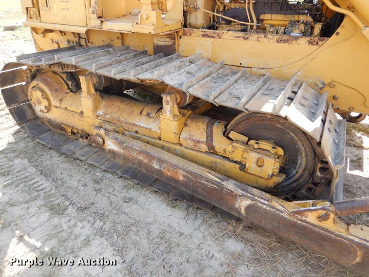 image for item FG9769 1983 Caterpillar D6D dozer