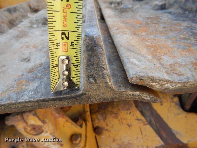 image for item FG9769 1983 Caterpillar D6D dozer