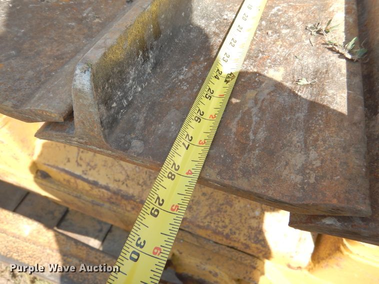 image for item FG9769 1983 Caterpillar D6D dozer