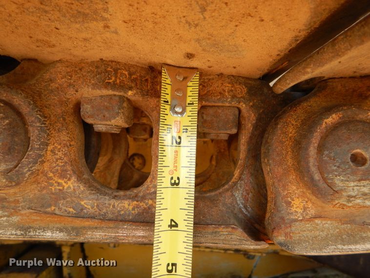 image for item FG9769 1983 Caterpillar D6D dozer