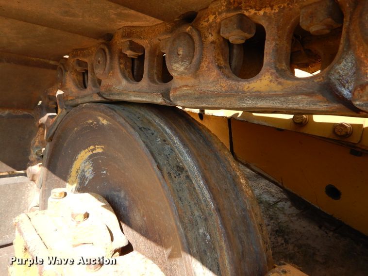 image for item FG9769 1983 Caterpillar D6D dozer