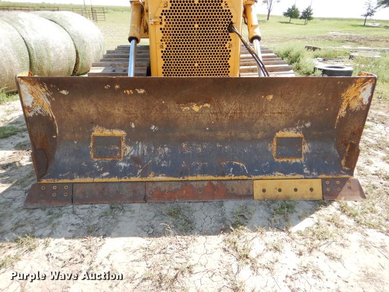 image for item FG9769 1983 Caterpillar D6D dozer