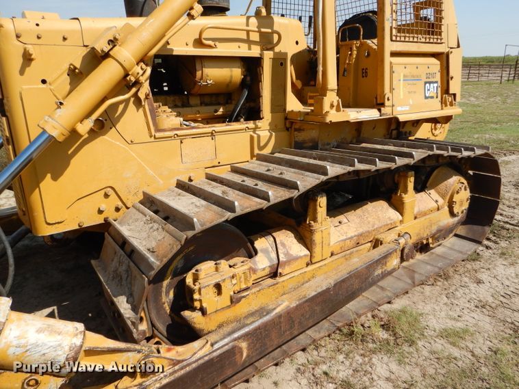 image for item FG9769 1983 Caterpillar D6D dozer