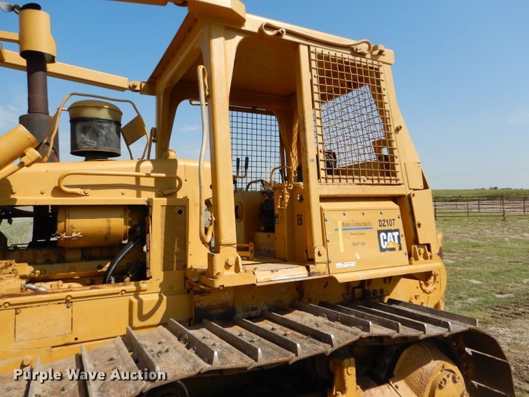 image for item FG9769 1983 Caterpillar D6D dozer