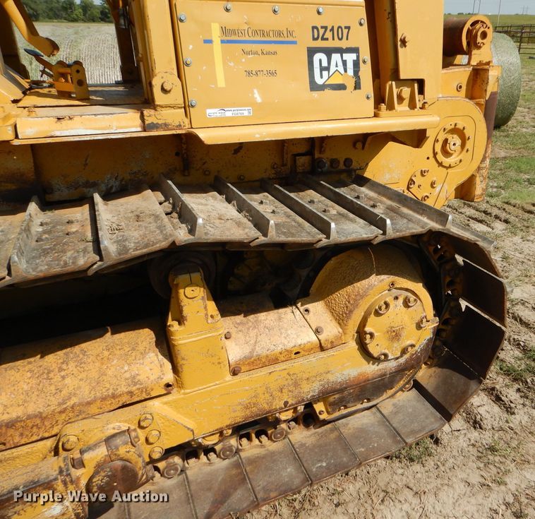 image for item FG9769 1983 Caterpillar D6D dozer