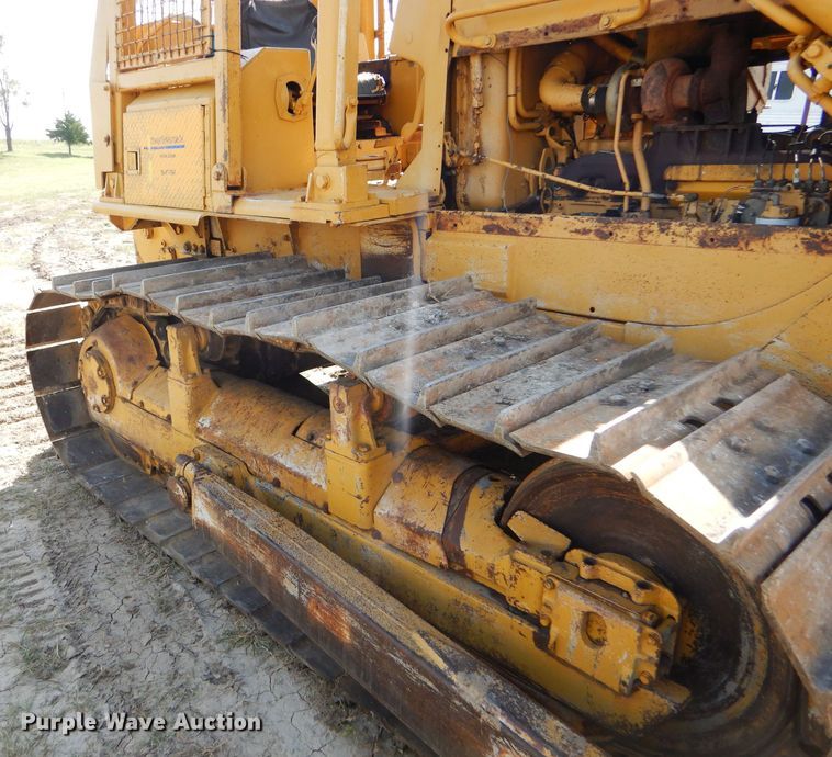 image for item FG9769 1983 Caterpillar D6D dozer