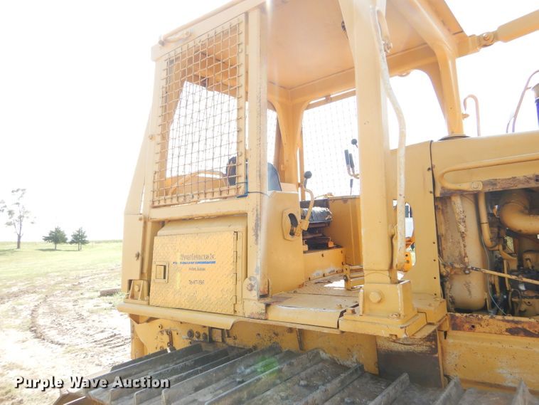 image for item FG9769 1983 Caterpillar D6D dozer