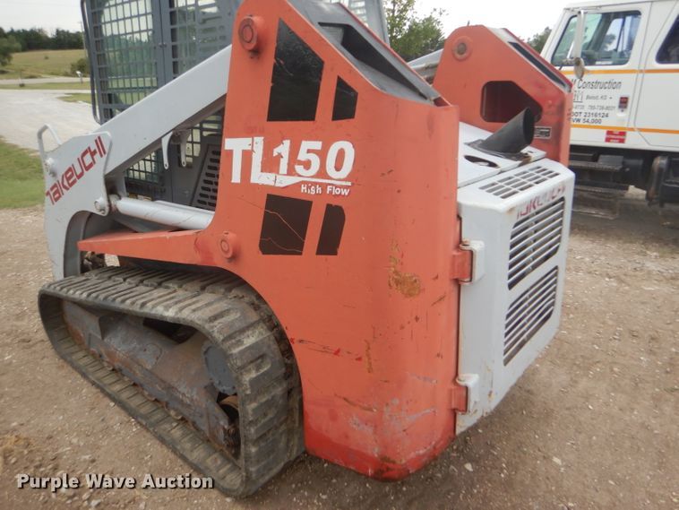 image for item FG9779 2004 Takeuchi TL150 skid steer