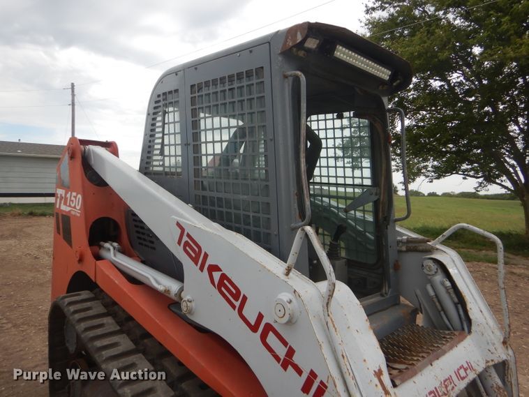 image for item FG9779 2004 Takeuchi TL150 skid steer