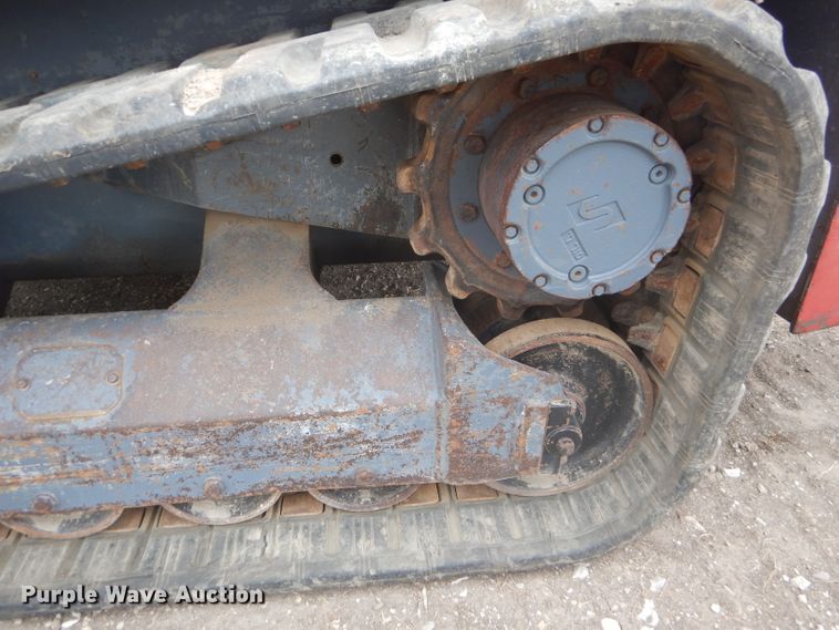 image for item FG9779 2004 Takeuchi TL150 skid steer