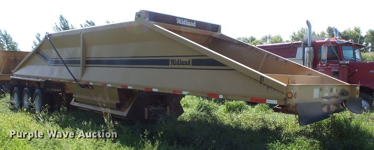 image for item FU9389 1998 Midland MG42CLAM bottom dump trailer