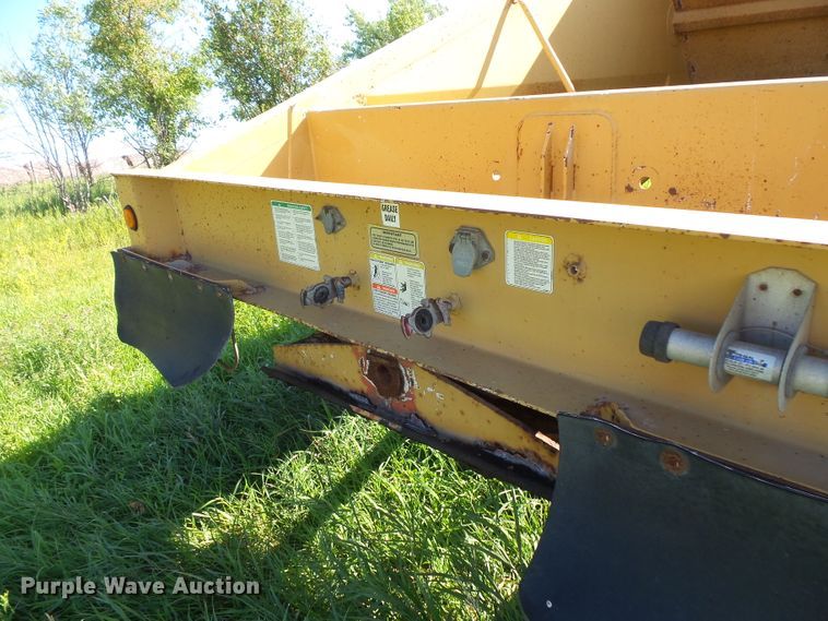 image for item FU9389 1998 Midland MG42CLAM bottom dump trailer