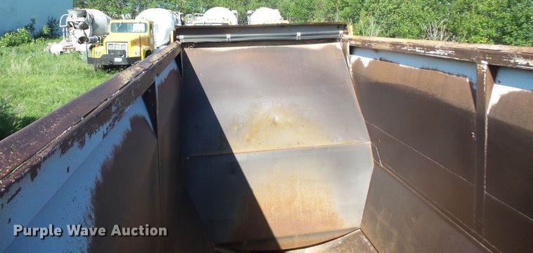 image for item FU9389 1998 Midland MG42CLAM bottom dump trailer