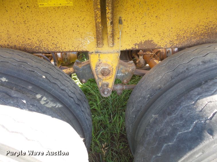 image for item FU9389 1998 Midland MG42CLAM bottom dump trailer