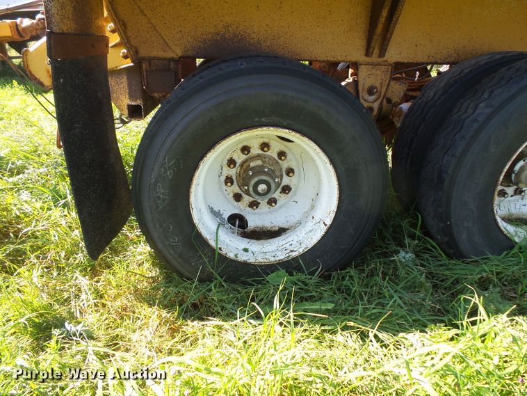 image for item FU9389 1998 Midland MG42CLAM bottom dump trailer