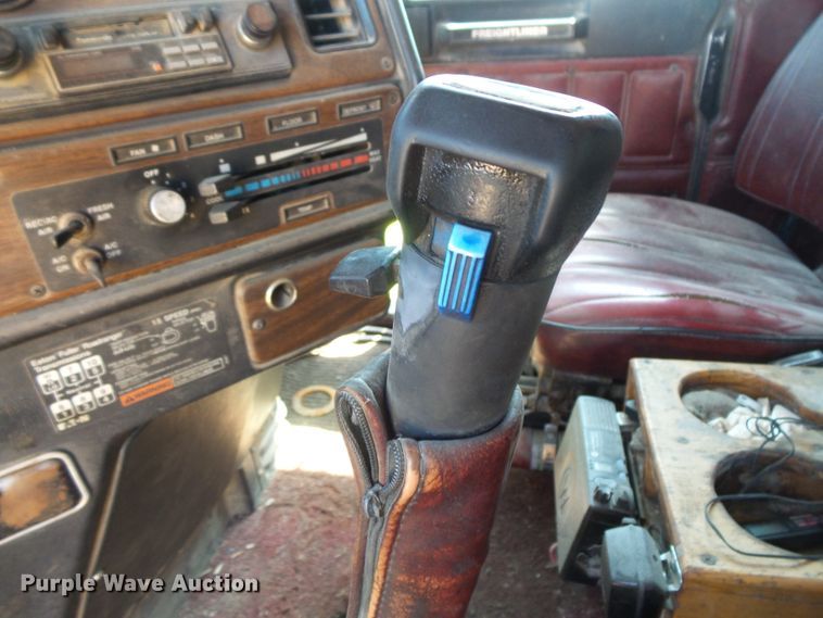 image for item FU9394 1987 Freightliner FLC dump truck