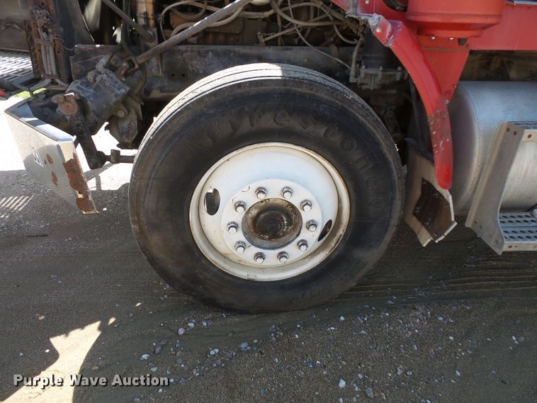 image for item FU9394 1987 Freightliner FLC dump truck