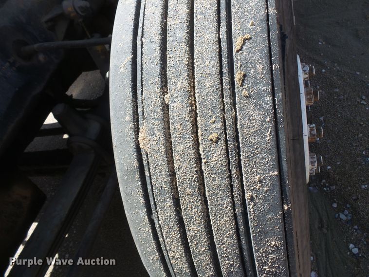 image for item FU9394 1987 Freightliner FLC dump truck