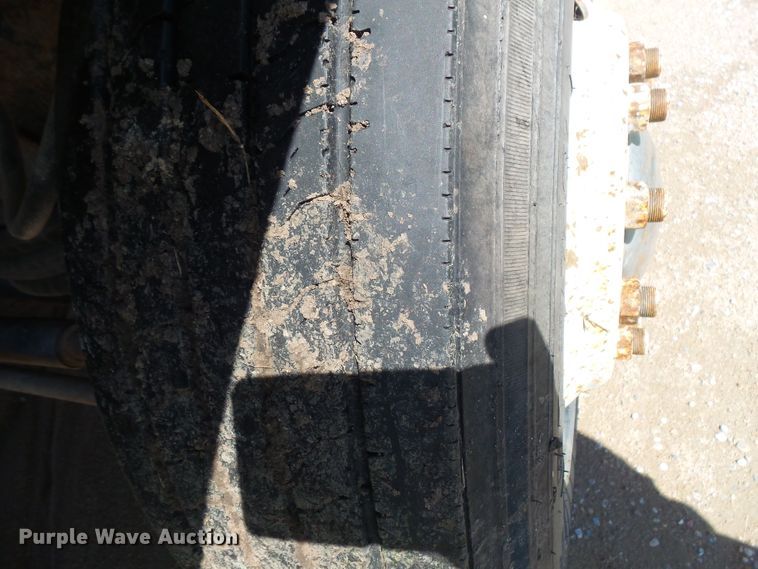 image for item FU9394 1987 Freightliner FLC dump truck