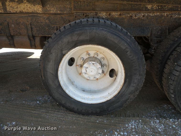 image for item FU9394 1987 Freightliner FLC dump truck