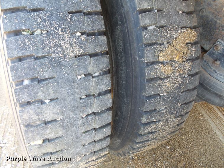 image for item FU9394 1987 Freightliner FLC dump truck