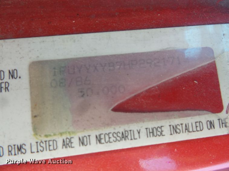 image for item FU9394 1987 Freightliner FLC dump truck