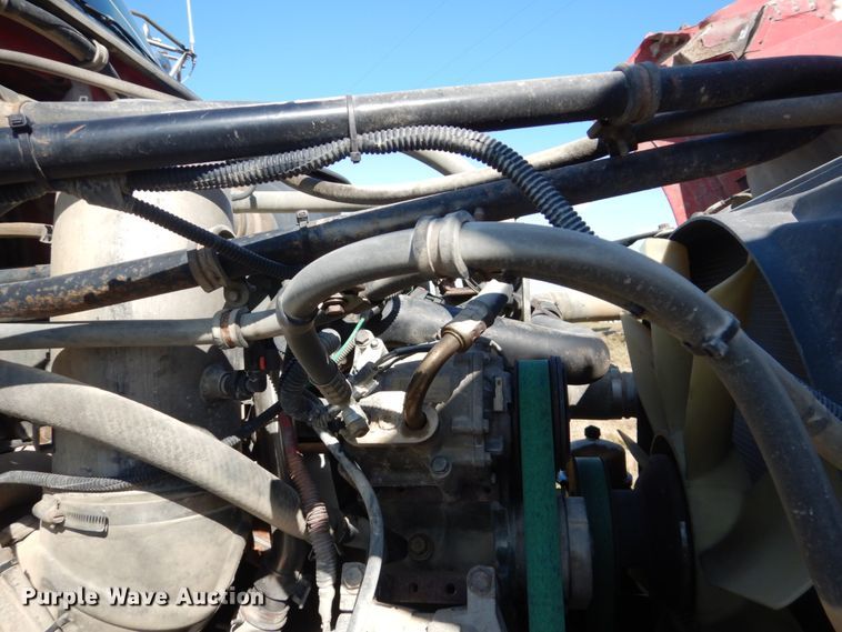 image for item FU9412 2007 Sterling L-Line semi truck