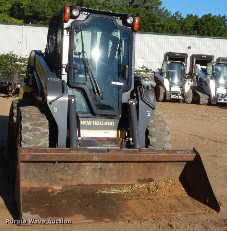 image for item FU9425 2015 New Holland L220 200 series skid steer