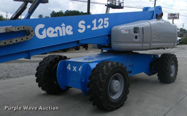 image for item G1935 2002 Genie S-125 boom lift