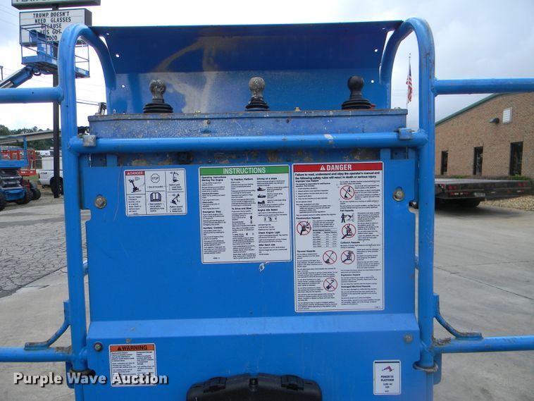 image for item G1935 2002 Genie S-125 boom lift