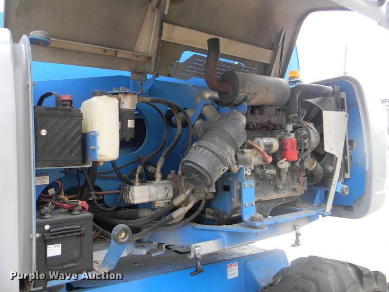 image for item G1935 2002 Genie S-125 boom lift