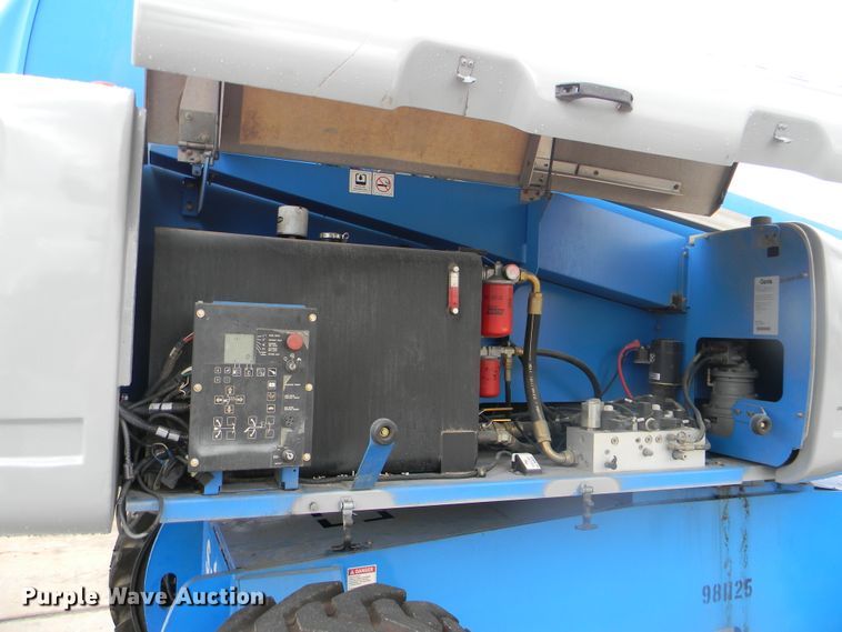 image for item G1935 2002 Genie S-125 boom lift