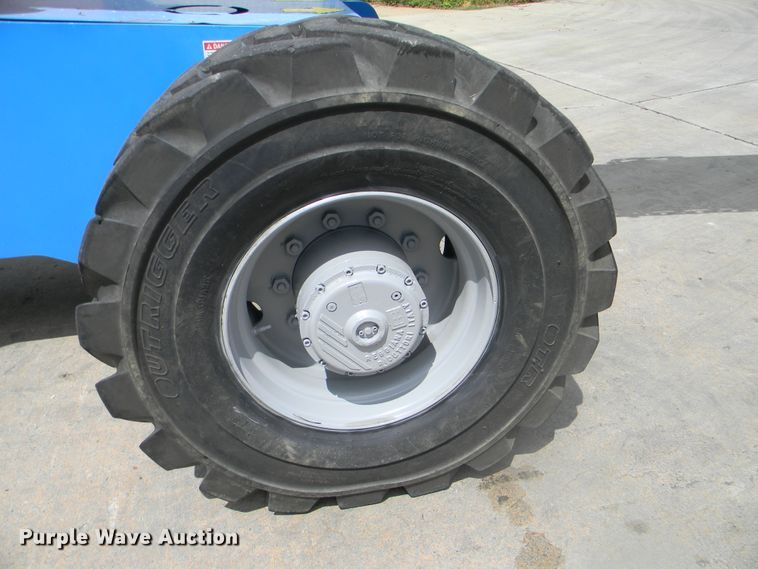 image for item G1935 2002 Genie S-125 boom lift