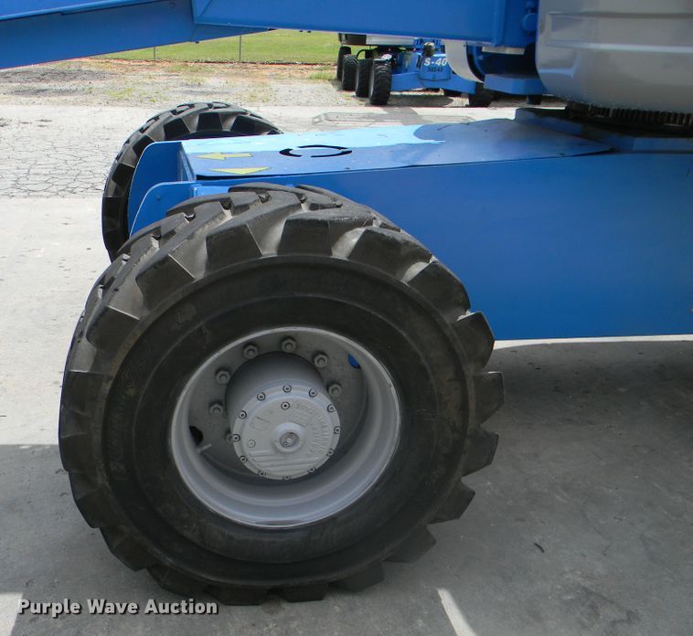image for item G1935 2002 Genie S-125 boom lift