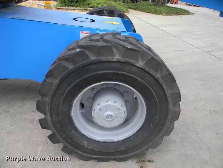 image for item G1935 2002 Genie S-125 boom lift