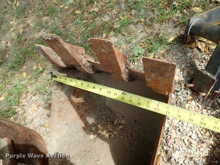 image for item GB9421 (4) Case trencher buckets