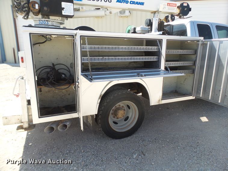 image for item GC9013 2013 Ford F450 Super Duty SuperCab utility truck with crane